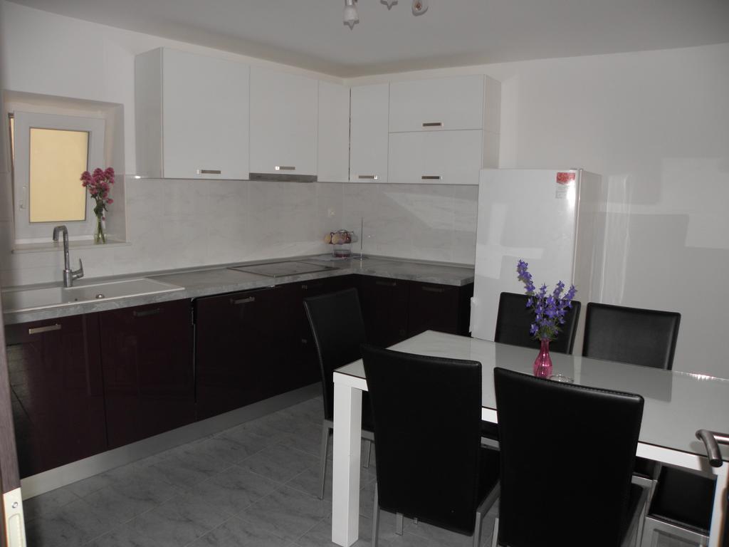 Apartment Jartic Betina  Oda fotoğraf